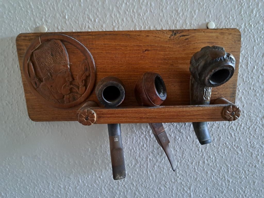 Pipes en bois avec support, Enlèvement, Utilisé
