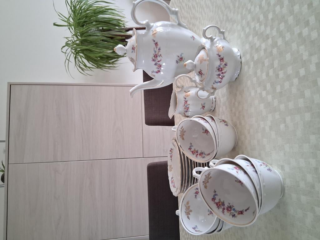 Koffieservies, Ophalen