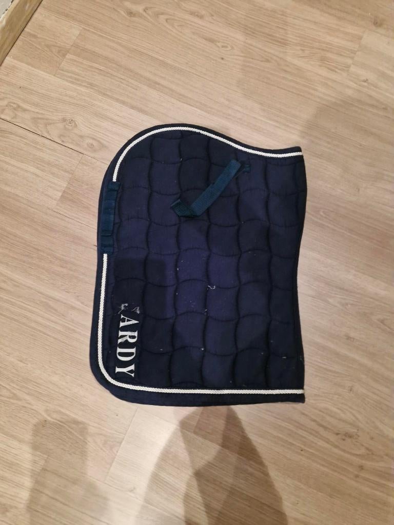 tapis bleu, Comme neuf, Autres types, Autres espèces, Femmes