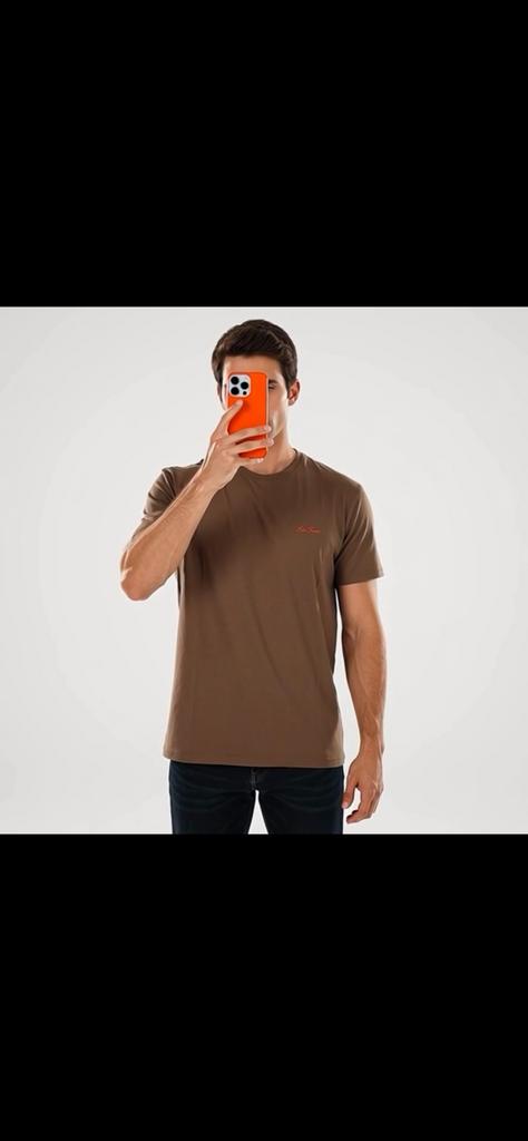 Loro piana t-shirt niew maat Large geweldige aanbieding, Kleding | Heren, Overige Herenkleding, Zo goed als nieuw, Verzenden
