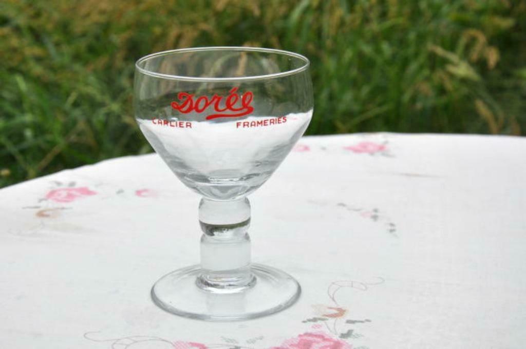 §  verre dorée carlier frameries, Collections, Marques de bière, Enlèvement ou Envoi, Comme neuf, Verre ou Verres, Autres marques