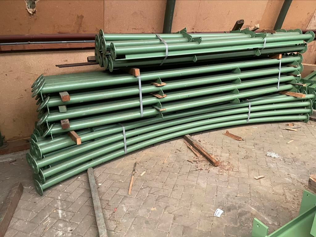 Variant loods spanten, Doe-het-zelf en Bouw, Ophalen, Zo goed als nieuw