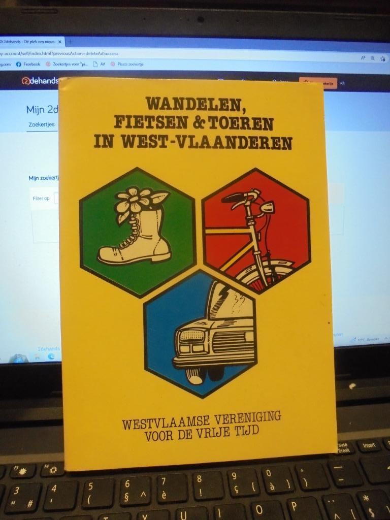 wandelen, fietsen en toeren in West Vlaanderen, Enlèvement ou Envoi, Comme neuf, Guide ou Livre de voyage