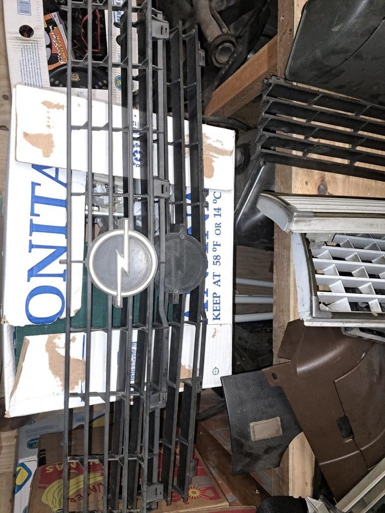 Grill Kadett C2, Autos : Pièces & Accessoires, Carrosserie & Tôlerie, Enlèvement ou Envoi