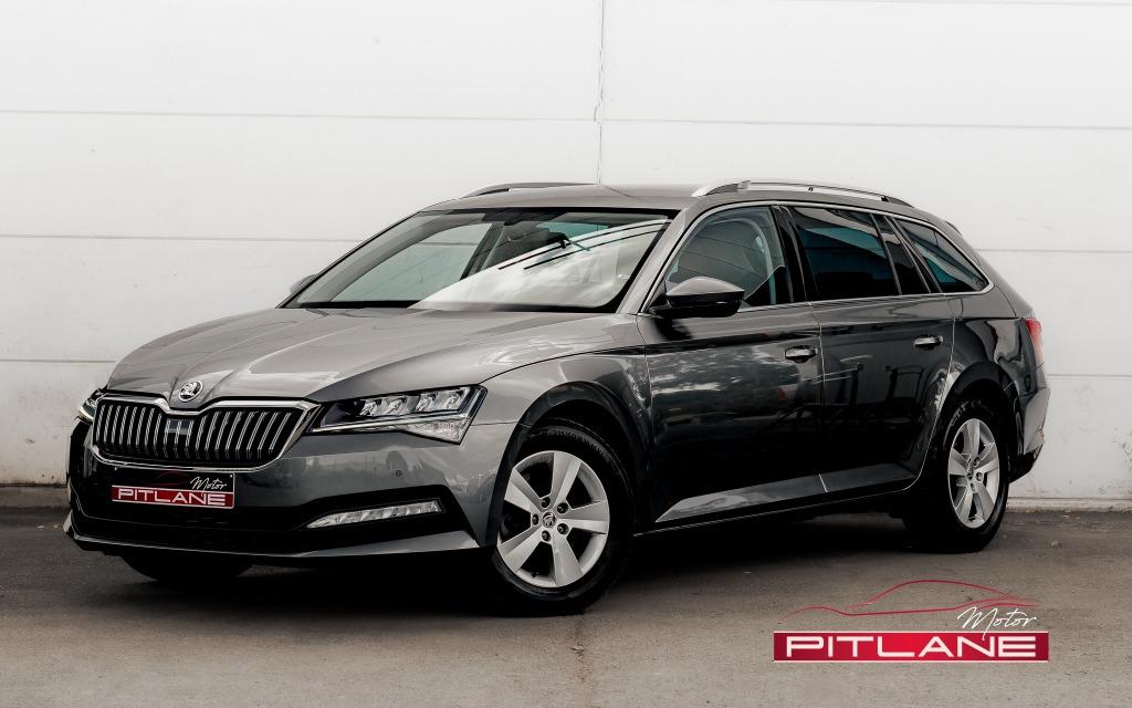 Skoda Superb Combi 1.5 TSi EDITION Ultimate DSG / VIRTUAL, Autos, Argent ou Gris, Achat, Entreprise, Entretenue par le concessionnaire