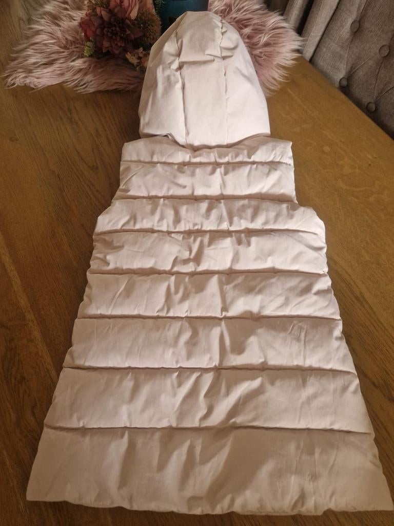 Gewatteerd bodywarmer  jas  met capuchon ecru, Ophalen of Verzenden, Zo goed als nieuw, Jas