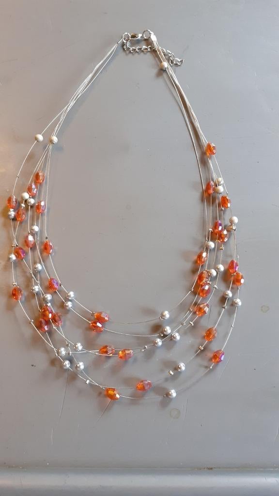 Collier plusieurs rang sur fil métal, Bijoux, Sacs & Beauté, Colliers, Enlèvement ou Envoi, Utilisé, Orange, Argent