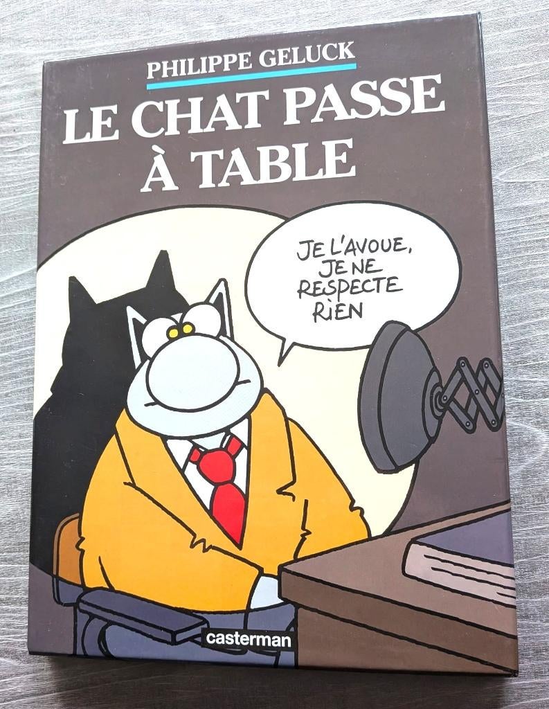 BD Le chat passe à table VO 2014 P. GELUCK, Boeken, Stripverhalen, Zo goed als nieuw, Eén stripboek, Ophalen of Verzenden