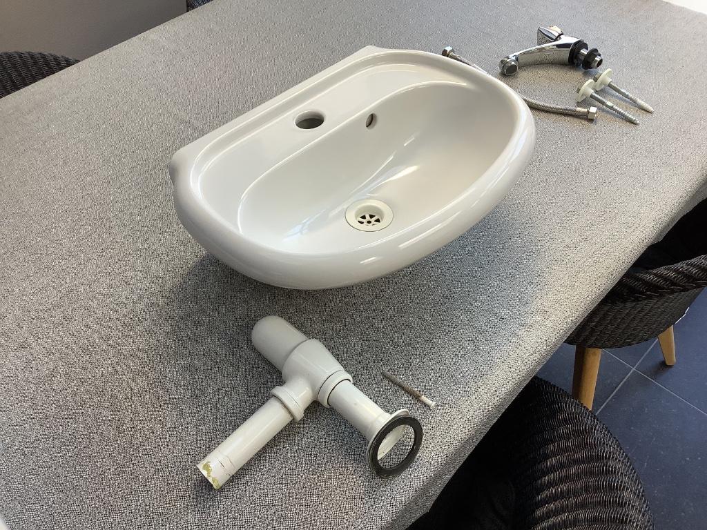 Lavabo toilet Keramag handwasser. Wc, Doe-het-zelf en Bouw, Ophalen, Zo goed als nieuw, Wastafel