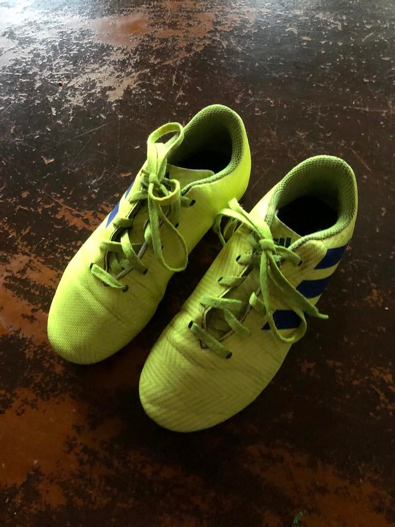 Voetbalschoenen Adidas maat 31, Sport en Fitness, Voetbal, Ophalen of Verzenden, Gebruikt