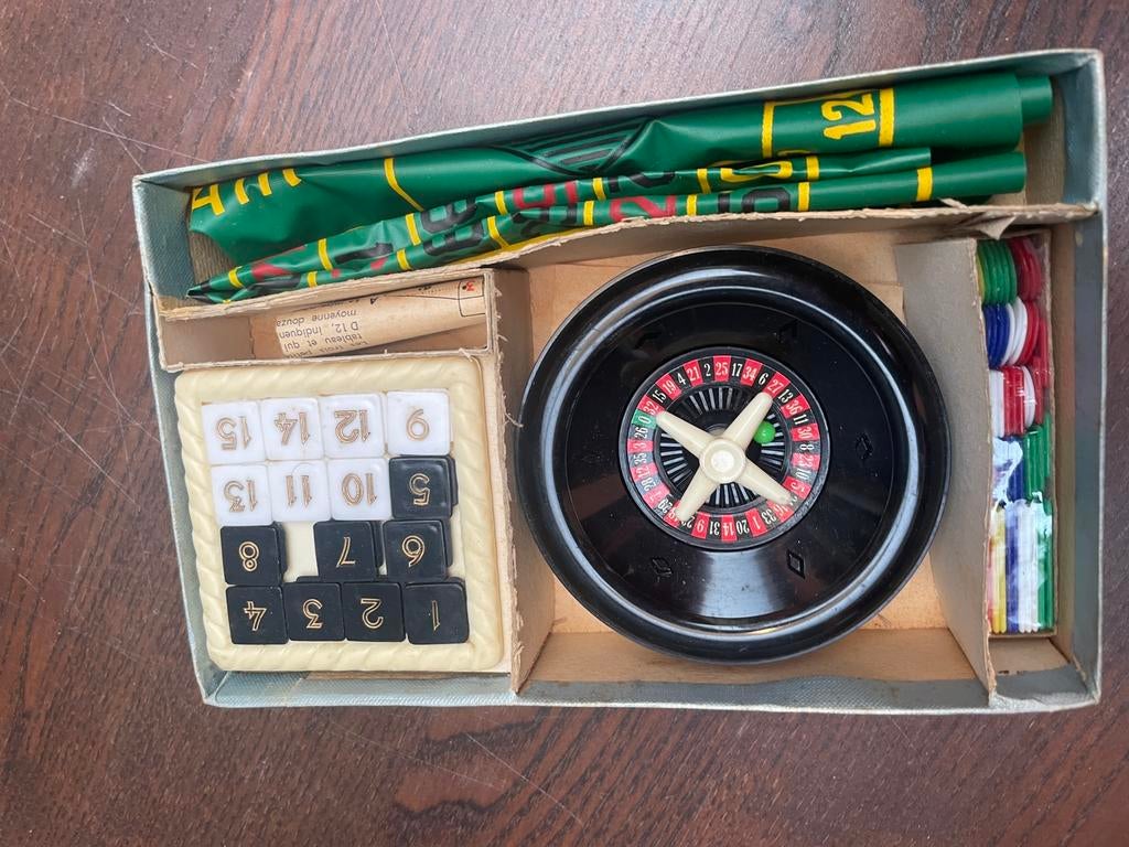 Jeu de la roulette vintage - Vintage Roulette spel, Hobby en Vrije tijd, Gezelschapsspellen | Bordspellen, Gebruikt, Ophalen