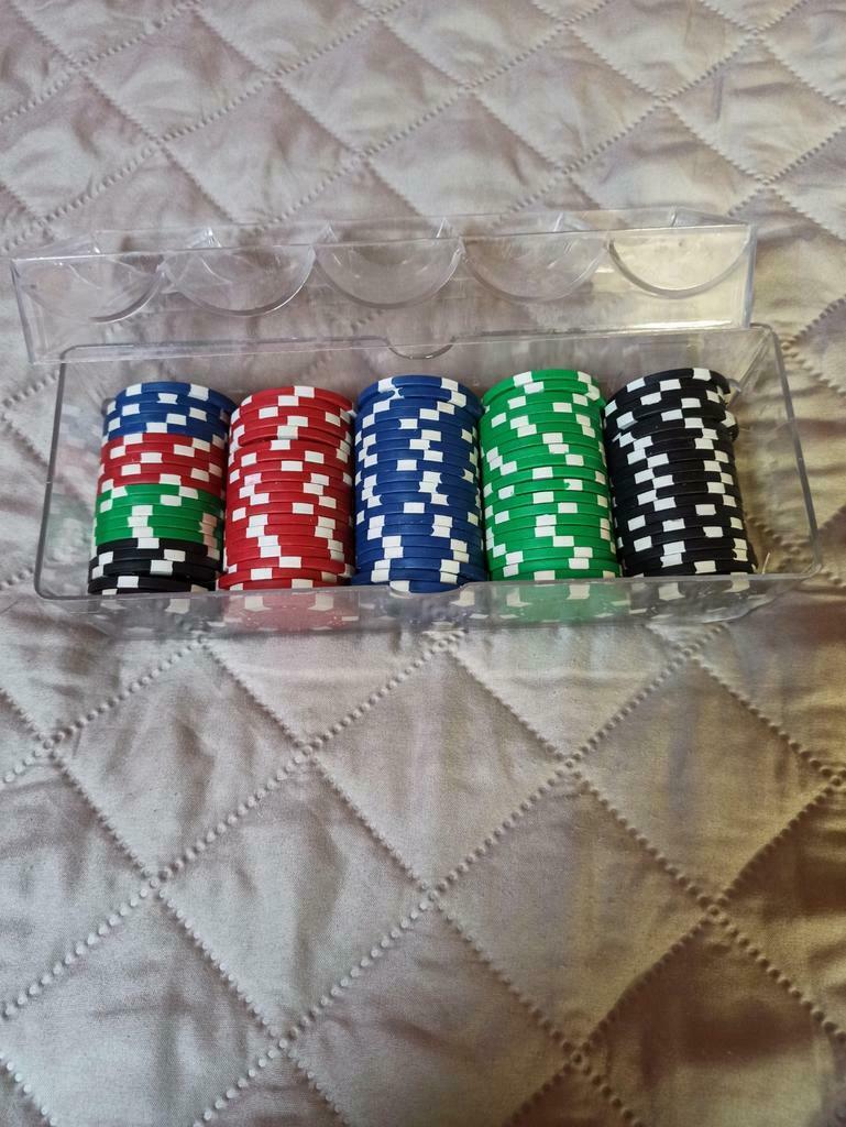 1 boîte de jetons de poker, Ophalen, Zo goed als nieuw