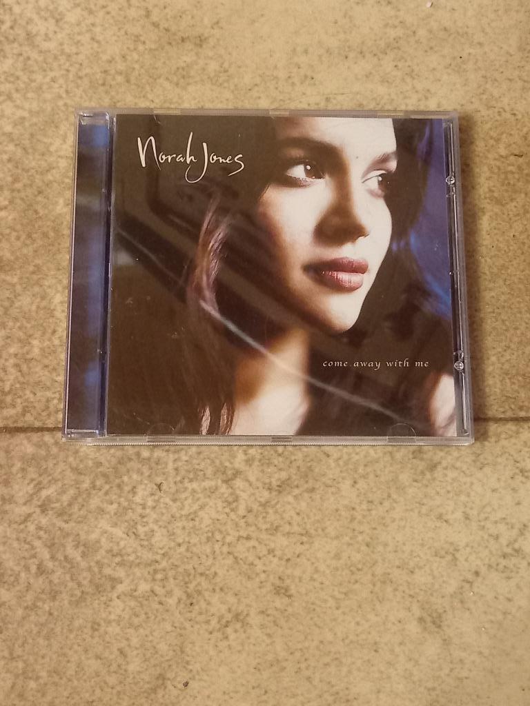 2 Cd's van Norah Jones, Enlèvement ou Envoi, 1980 à nos jours, Comme neuf, Jazz