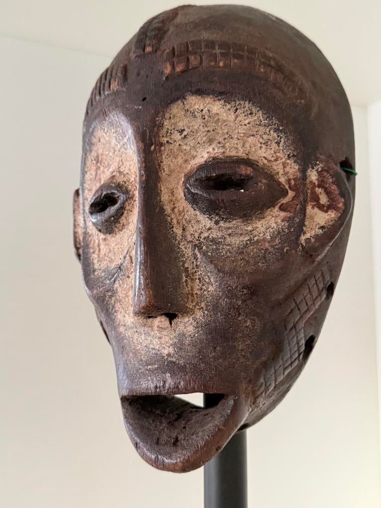 Lega masker met certificaat, Antiek en Kunst, Kunst | Niet-Westerse kunst, Ophalen of Verzenden