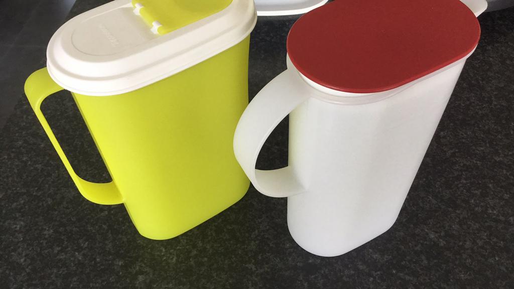Schenkkan Tupperware, Ophalen of Verzenden