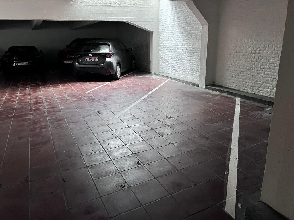 Place de Parking couverte - Ixelles, Immo, Bruxelles