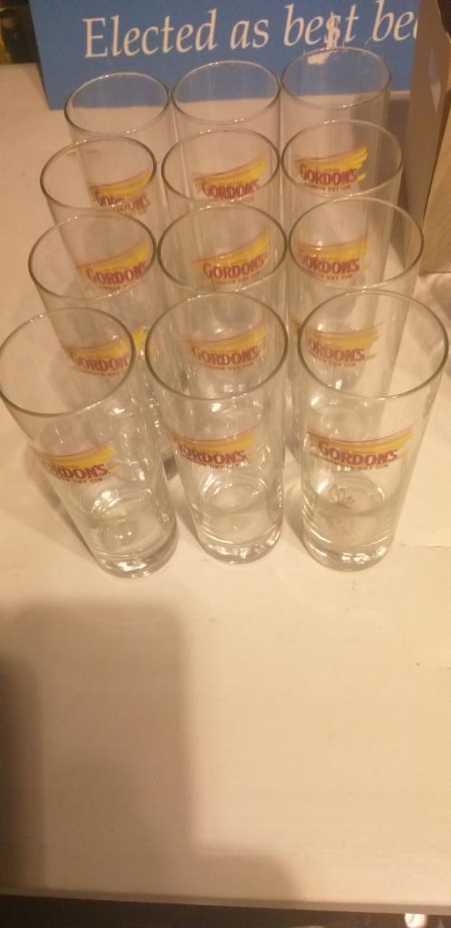 Gordons Gin glazen , 2 soorten...41 glazen in totaal..., Ophalen