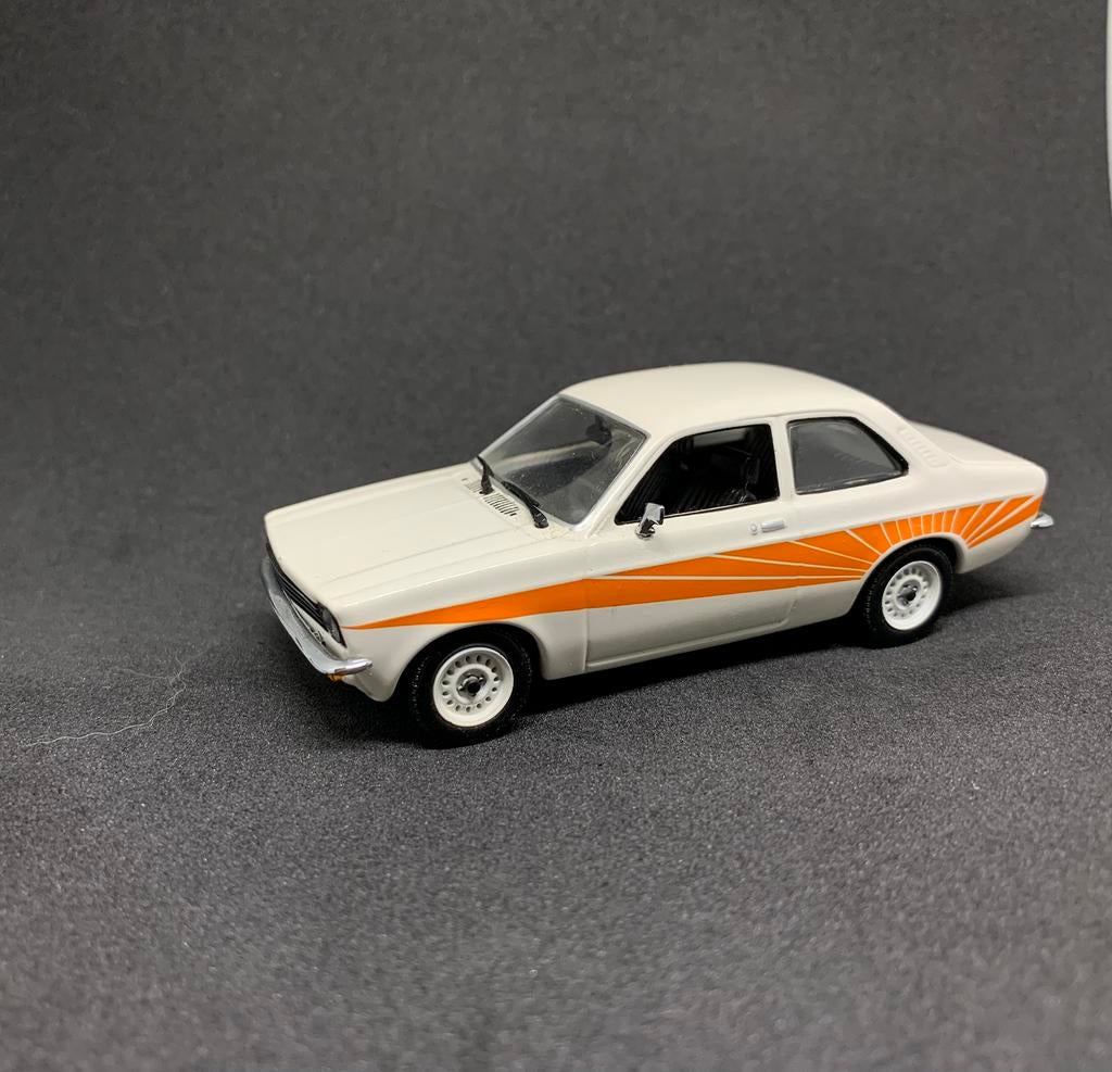Opel kadett C 1:43 minichamps, Ophalen, Zo goed als nieuw, MiniChamps