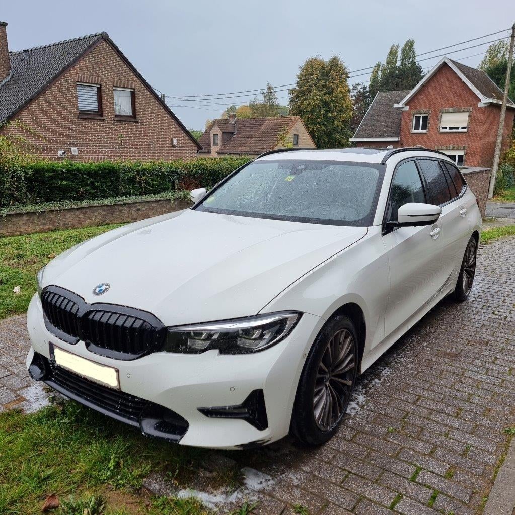 BMW 320d Touring xDrive Aut. Sport Line met panoramisch dak, Auto's, Automaat, https://public.car-pass.be/verify/1178-0596-2342