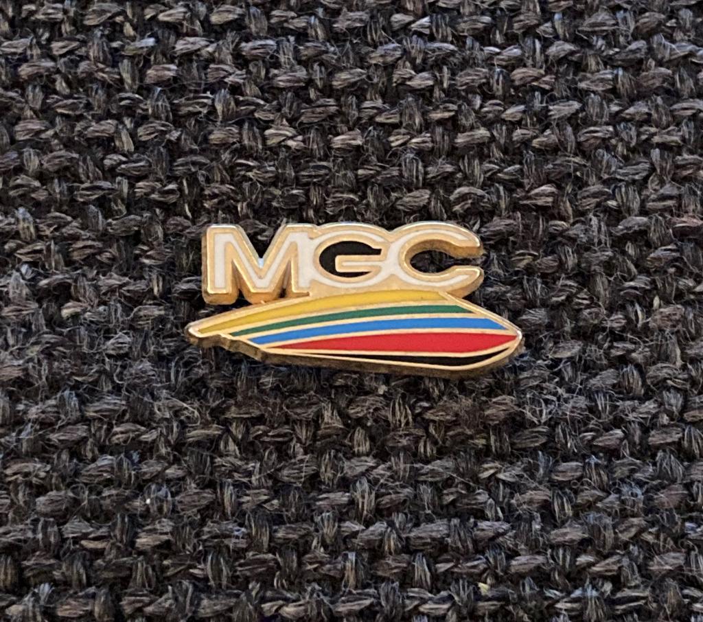 PIN - MGC, Envoi, Utilisé, Autres sujets/thèmes, Insigne ou Pin's