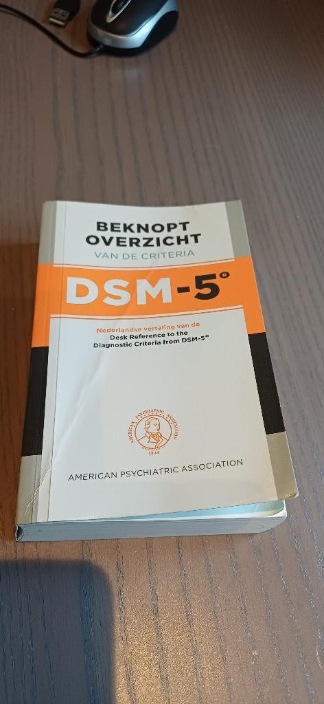DSM-5 beknopt overzicht, Boeken, Diverse auteurs, Ophalen of Verzenden, Zo goed als nieuw, Overige onderwerpen