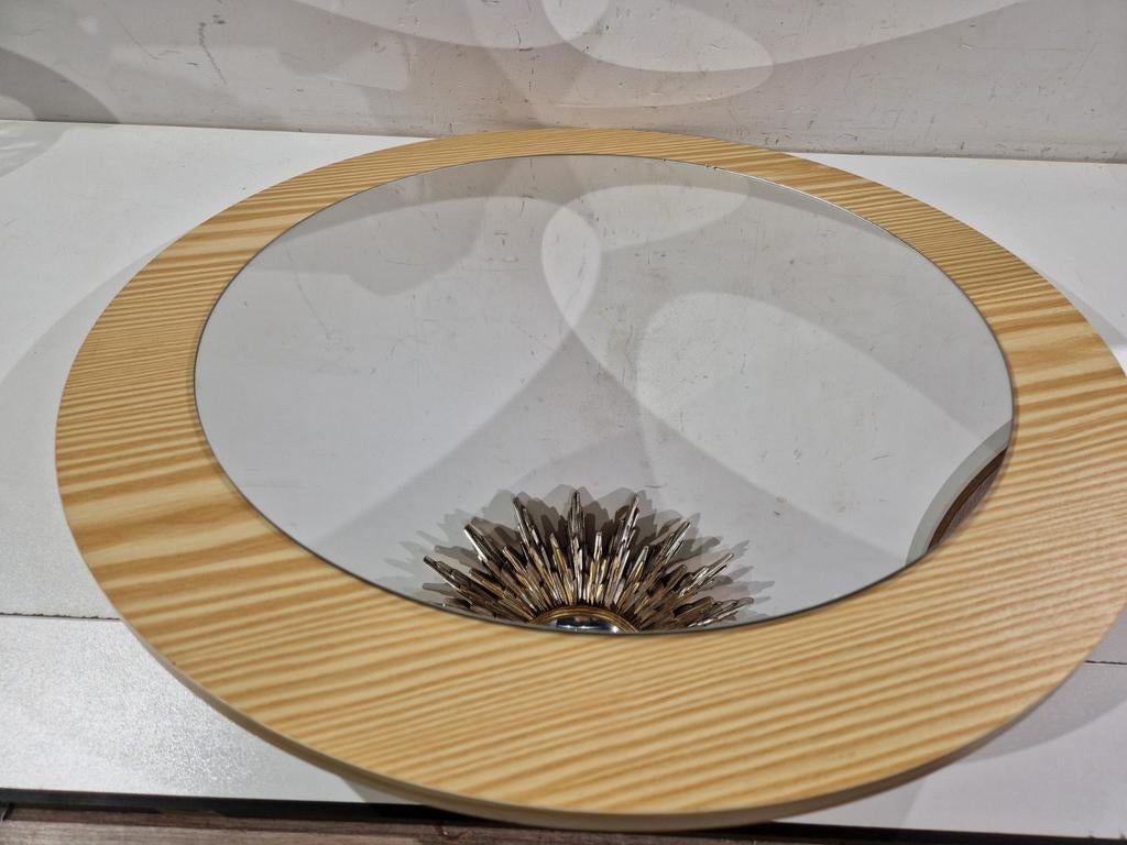 Ronde vintage houten omranding met spiegel , diameter 60 cm, Ophalen of Verzenden, Zo goed als nieuw