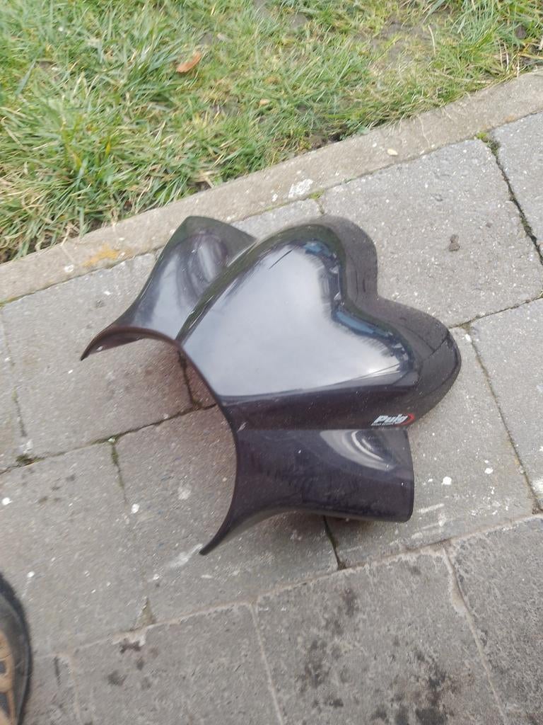 Bandiet 400 scherm, Ophalen