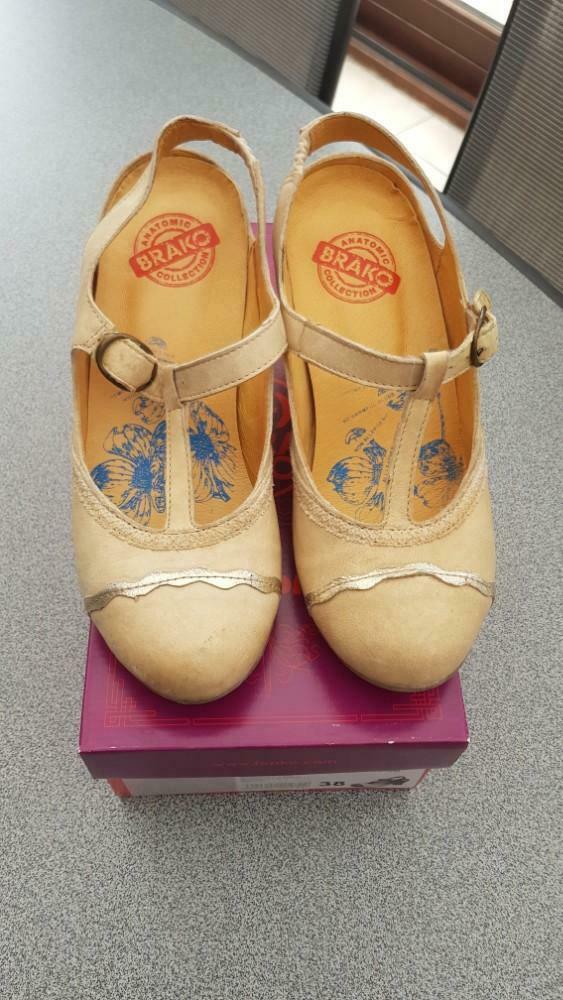 Brako anatomics  maat 38, Ophalen, Gedragen, Pumps
