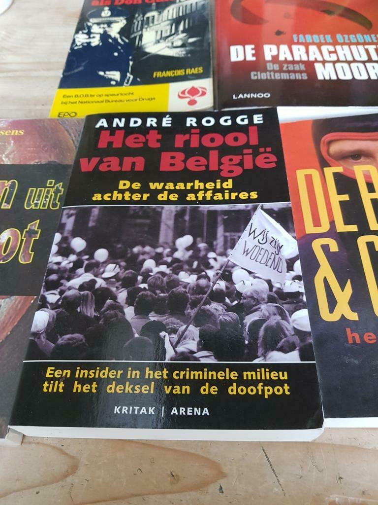 Het riool van België André Rogge De waarheid achter de aff, Enlèvement ou Envoi, Comme neuf