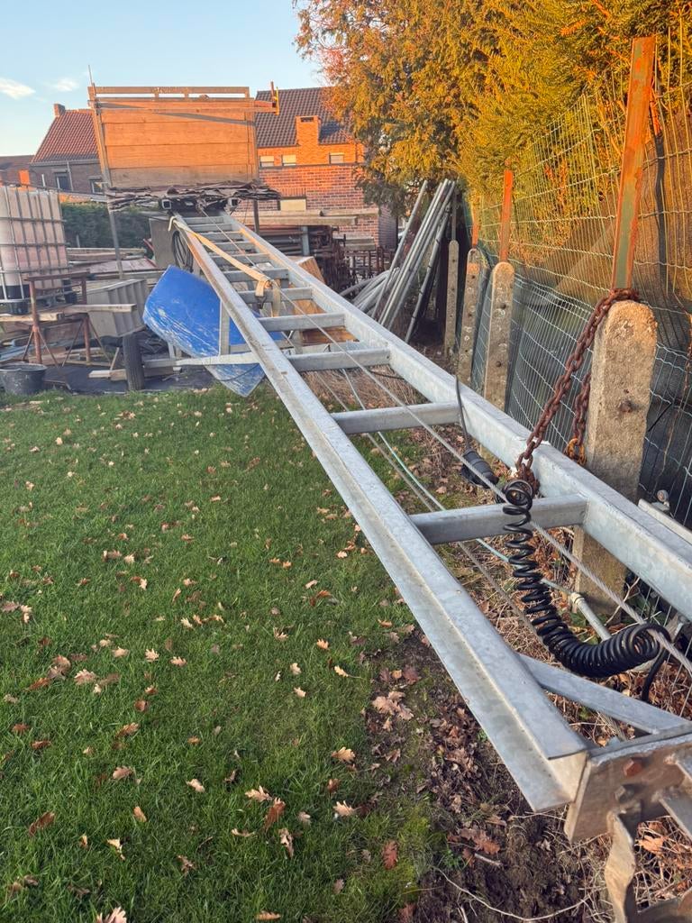 Bouwlift te koop of te huur, Ophalen, Gebruikt