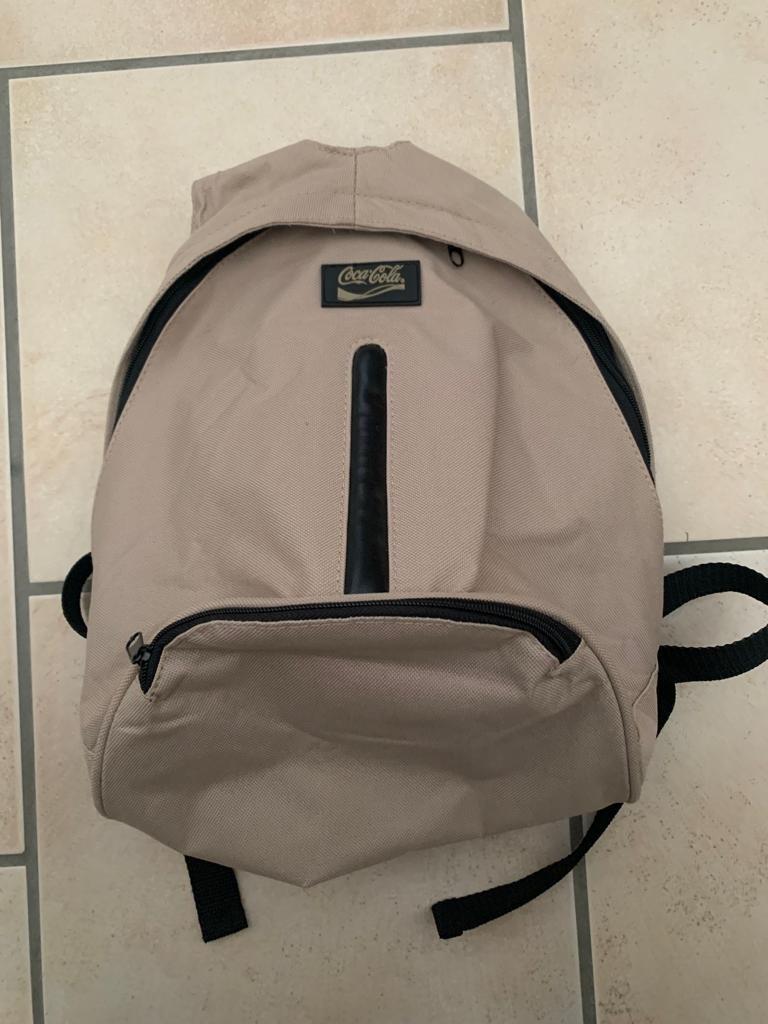 Sac à dos Coca, Autres marques, 25 à 40 cm, Enlèvement ou Envoi, 30 à 45 cm