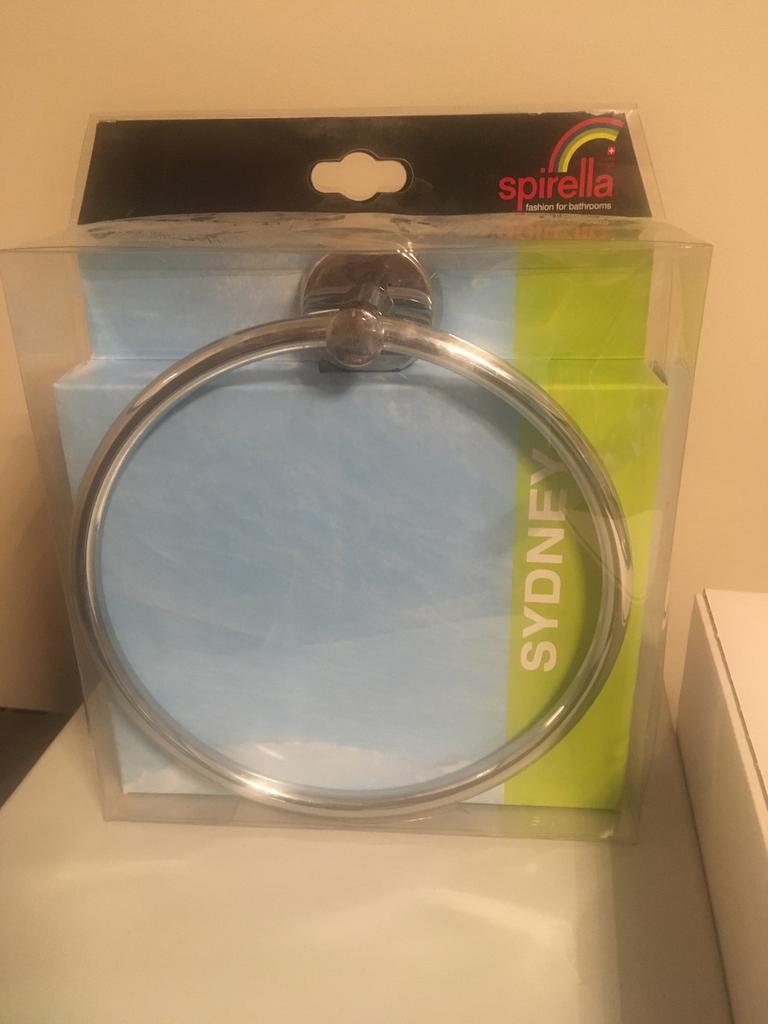 Nieuwe handdoekhouder spirella, Ophalen of Verzenden, Nieuw