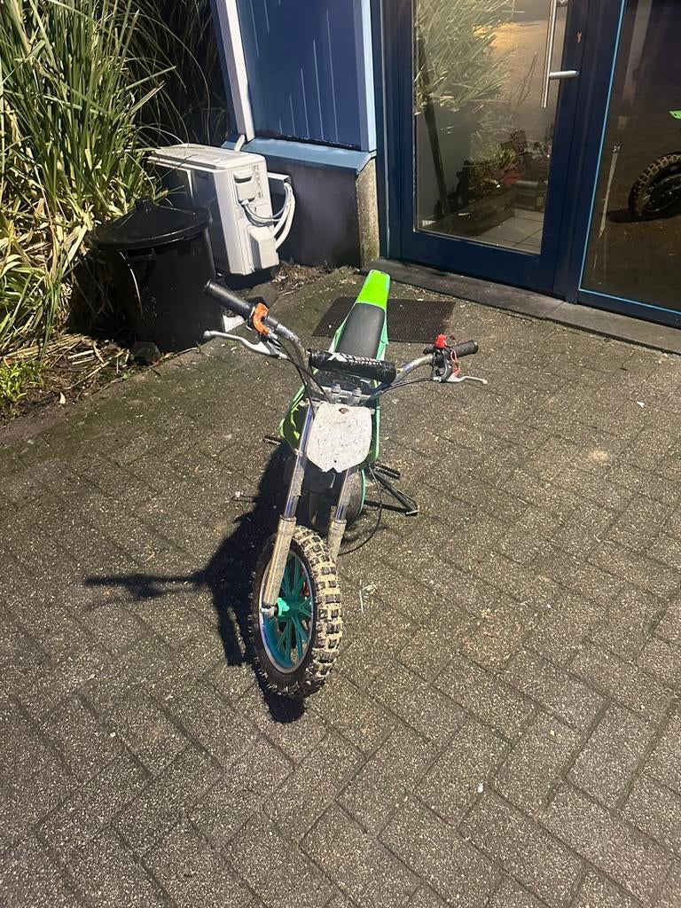Pocket bike, Enlèvement, Comme neuf
