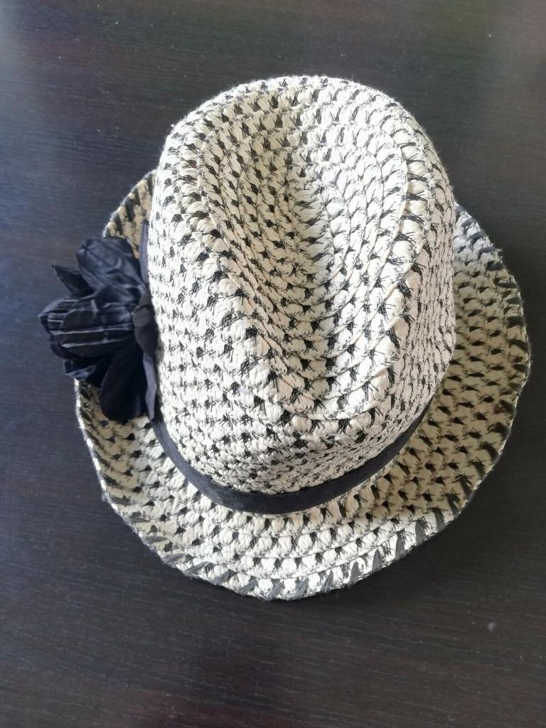 vêtement habit femme chapeau été gémo 54, Enlèvement ou Envoi