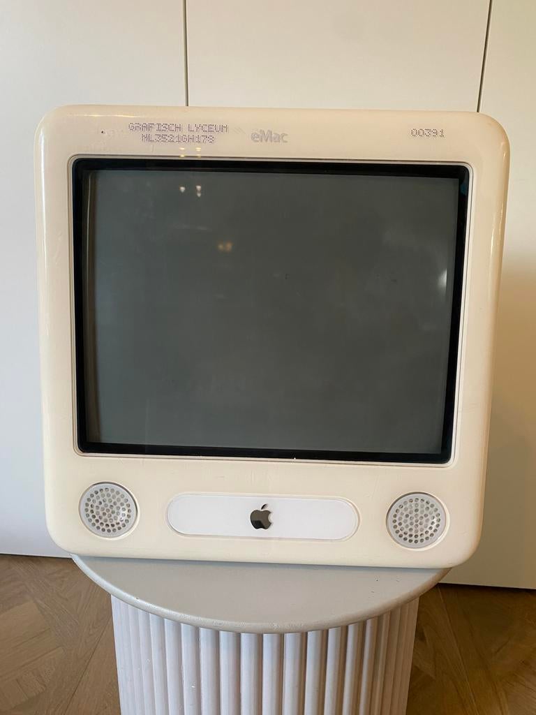 Apple e-mac, Informatique & Logiciels, Apple Desktops, Enlèvement