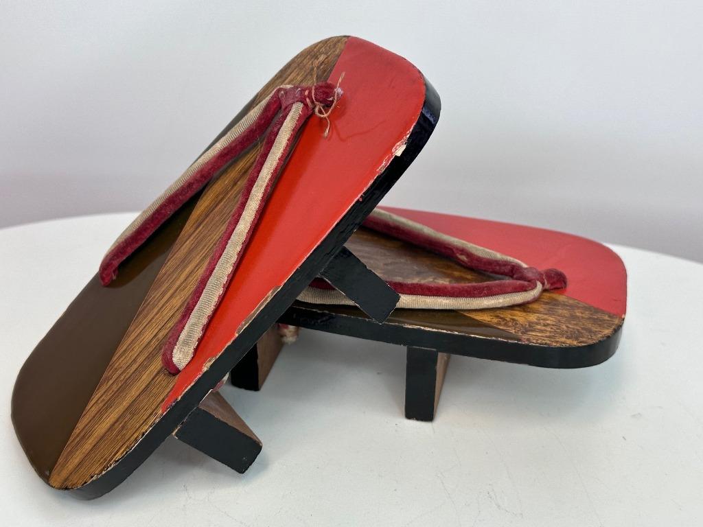 Pantoufles GETA anciennes - Bois - Mitsukoshi, Osaka - Japon, Enlèvement ou Envoi