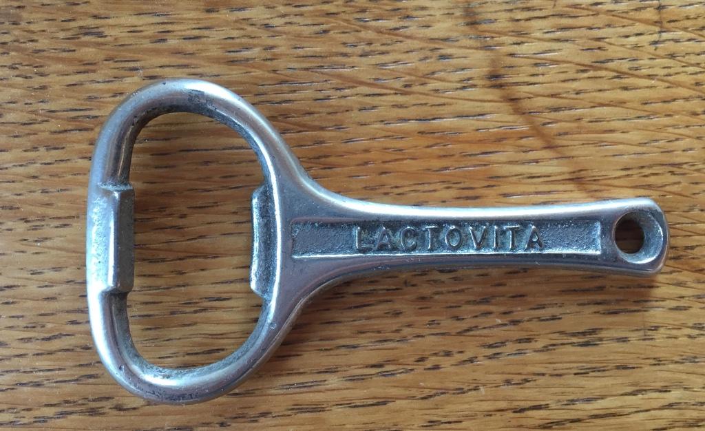 Flesopener Lactovita (1948-1990) melkerij, Merchtem, Ophalen of Verzenden, Gebruikt, Gebruiksvoorwerp
