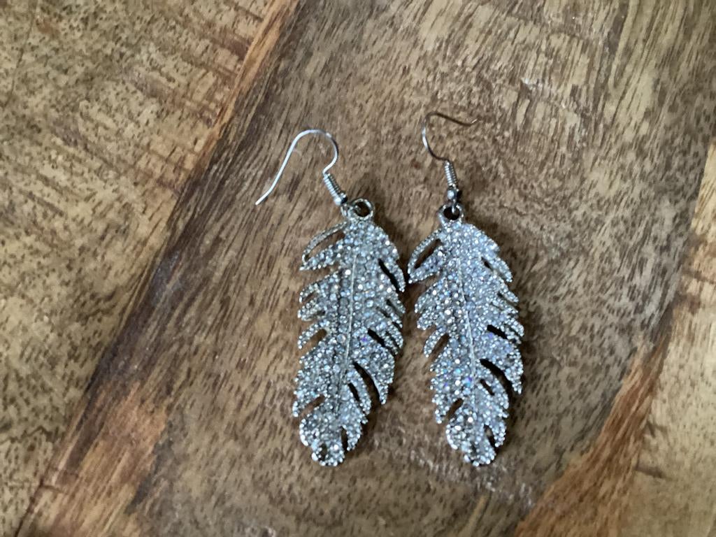 Oorhangers met strass, Overige materialen, Hangers, Ophalen of Verzenden, Zo goed als nieuw