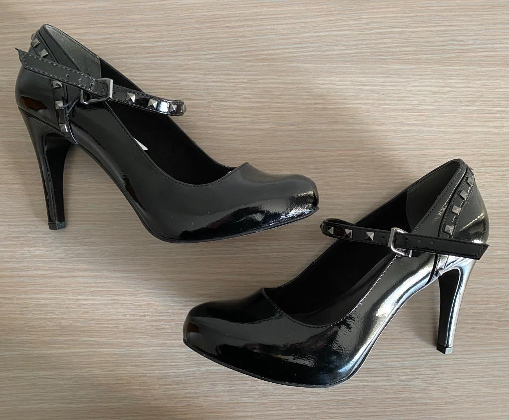 Zwarte pumps met studs Tamaris maat 40 - NIEUW, Tamaris, Pumps, Verzenden, Zwart