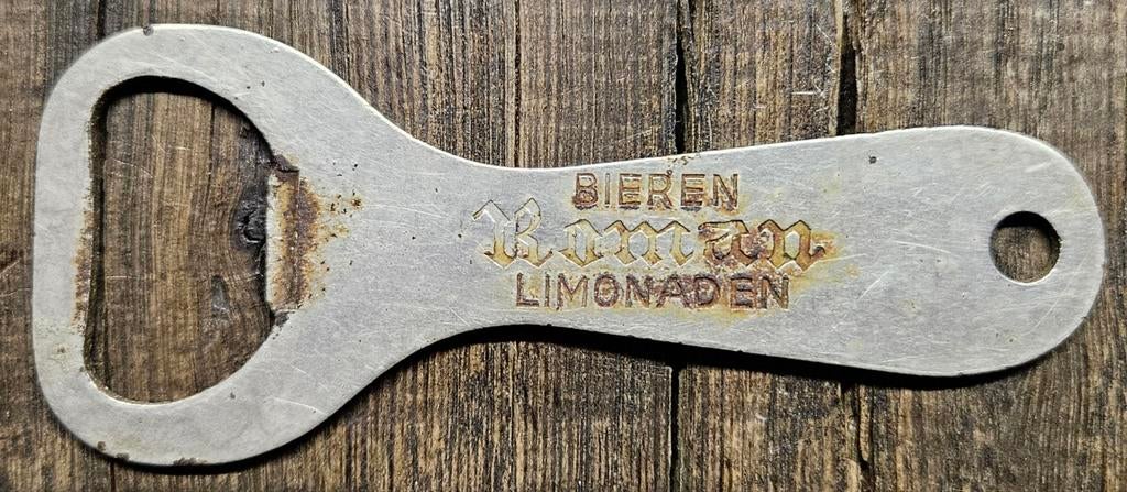Roman bieren vintage metalen flesopener
Deze fle, Ophalen of Verzenden, Zo goed als nieuw, Flesopener