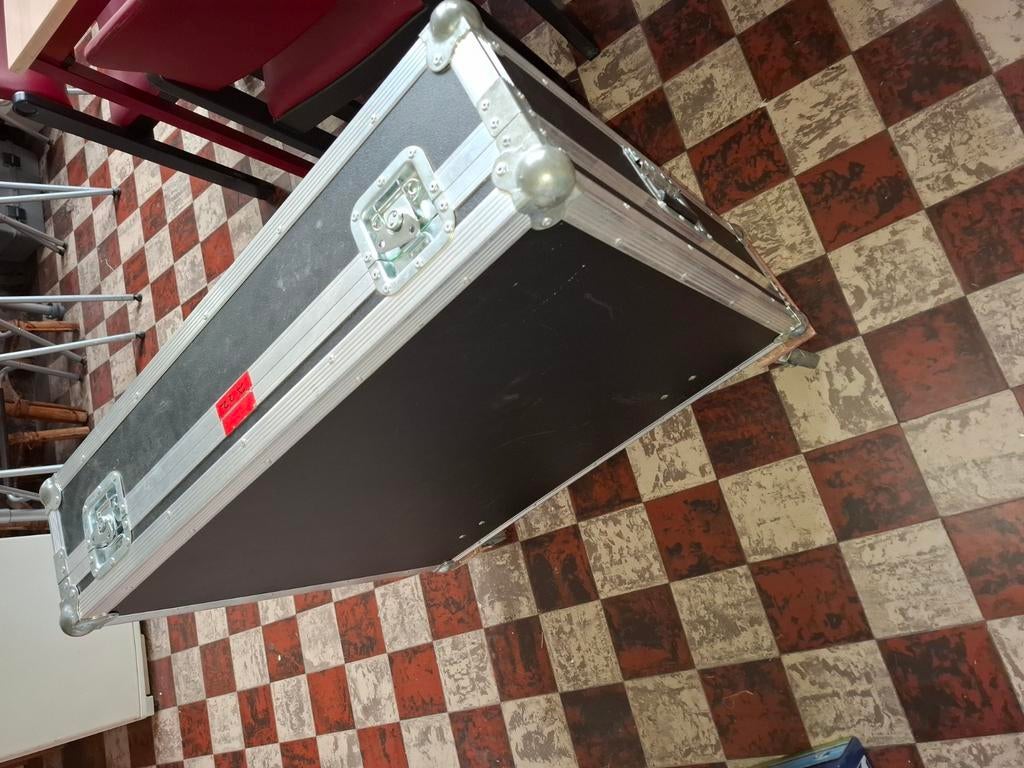 Zero88 fatfrog te koop, Muziek en Instrumenten, Ophalen, Zo goed als nieuw