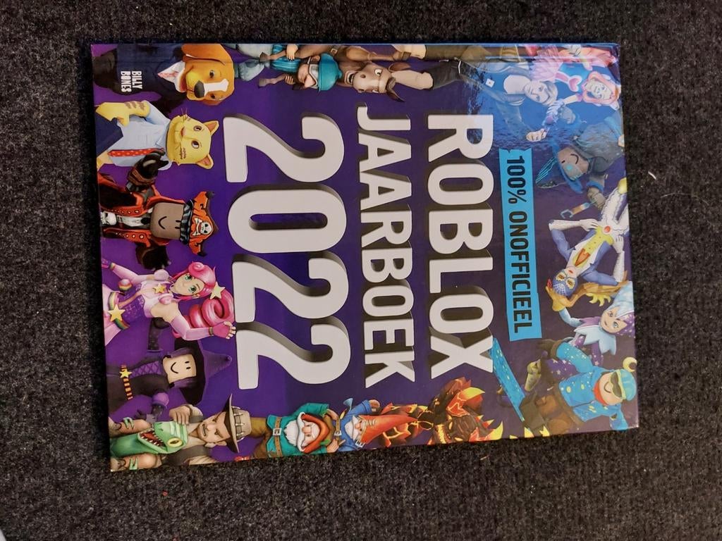 Roblox jaarboek 2022, Enlèvement ou Envoi, Utilisé, Fiction