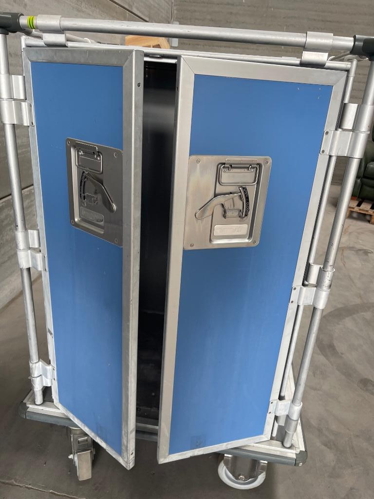 Armoire de restauration isolée mobile Temp-rite, Enlèvement, Utilisé, Transport et Stockage