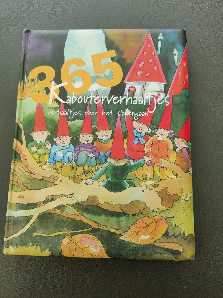 365 kabouterverhaaltjes, Boeken, Kinderboeken | Kleuters, Ophalen of Verzenden, Zo goed als nieuw