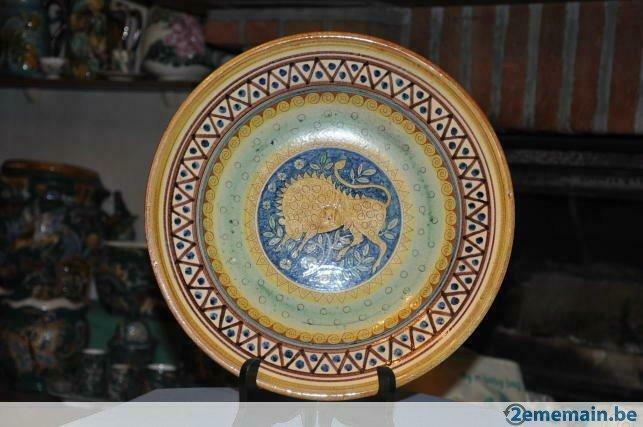 grand plat terre cuite vernissé taureau, Antiquités & Art, Enlèvement ou Envoi