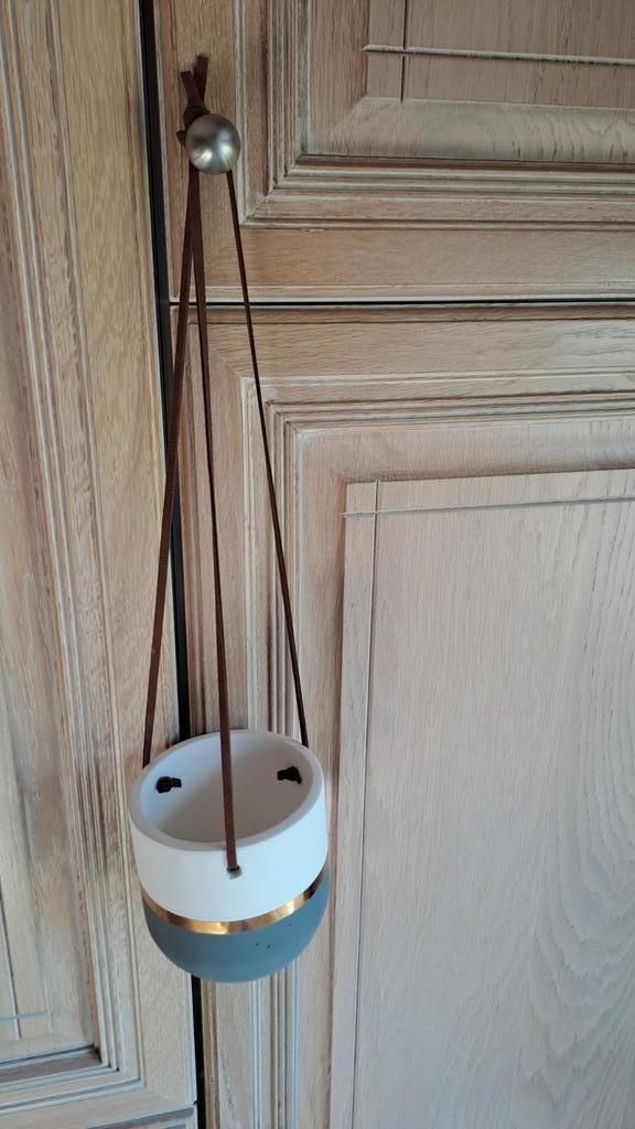 Hangpotten (decoratief), Ophalen, Nieuw