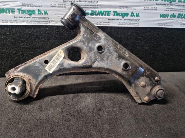Draagarm links-voor van een Alfa Romeo Mito, Ophalen of Verzenden, 3 maanden garantie, Gebruikt, Alfa Romeo