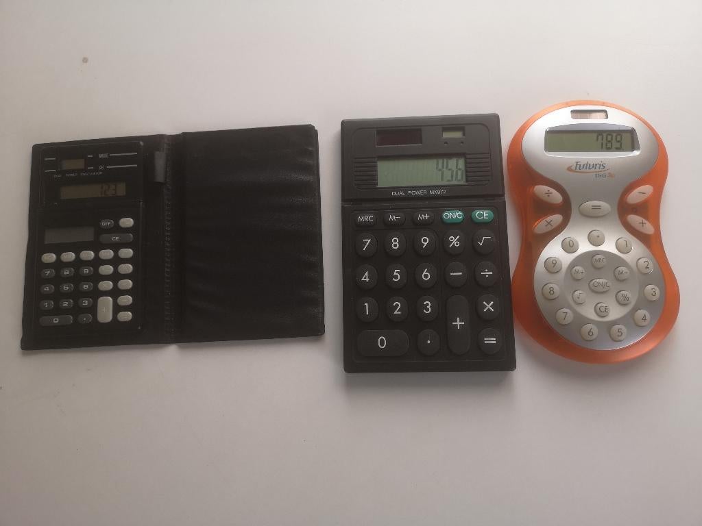 Rekenmachines - dual power 5 € / stuk, Ophalen of Verzenden