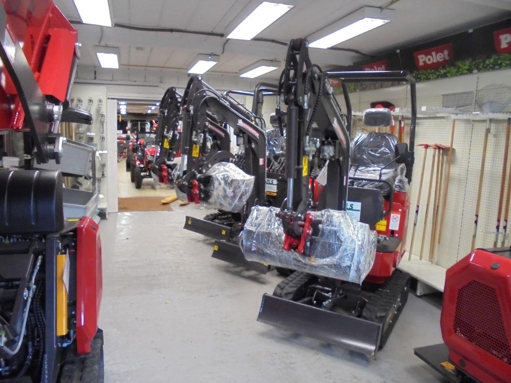 Mini kraantje Rhinoceros 12-9 met Kubota motor, Articles professionnels, Machines & Construction | Grues & Excavatrices, Excavatrice