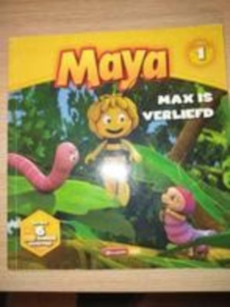 Boekje Maya De Bij - Studio 100, Ophalen, Zo goed als nieuw